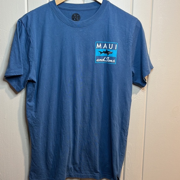 8 shirts medium and small lot bundle - Picture 2 of 10